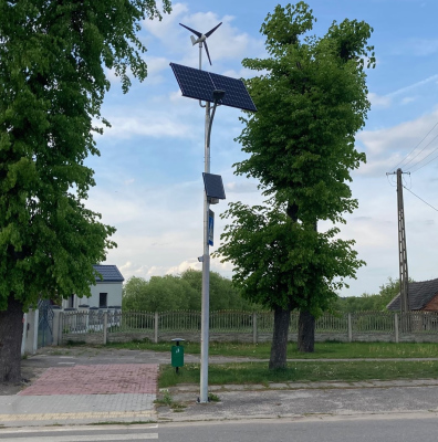 Hybrydowa lampa uliczna Hybrid Solar LED V6