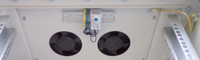 Zestaw 2 wentylatorów z termostatem do szaf ZSH i ZSHO