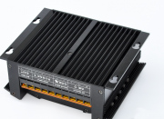 Kontroler hybrydowy 300W 24V + PV150W 24V