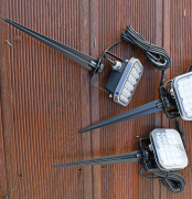 Lampa solarna LED / reflektorki 3x4W