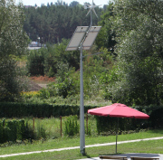 Lampa hybrydowa solarno-wiatrowa LED 50W / panele 2x275 / turbina 400W / 6m / 2x150Ah