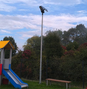 Lampa LED Delphini-Hybrid (zasilanie solarne + 230V - LED 40W panel 105W) ze słupem 5m + fundament