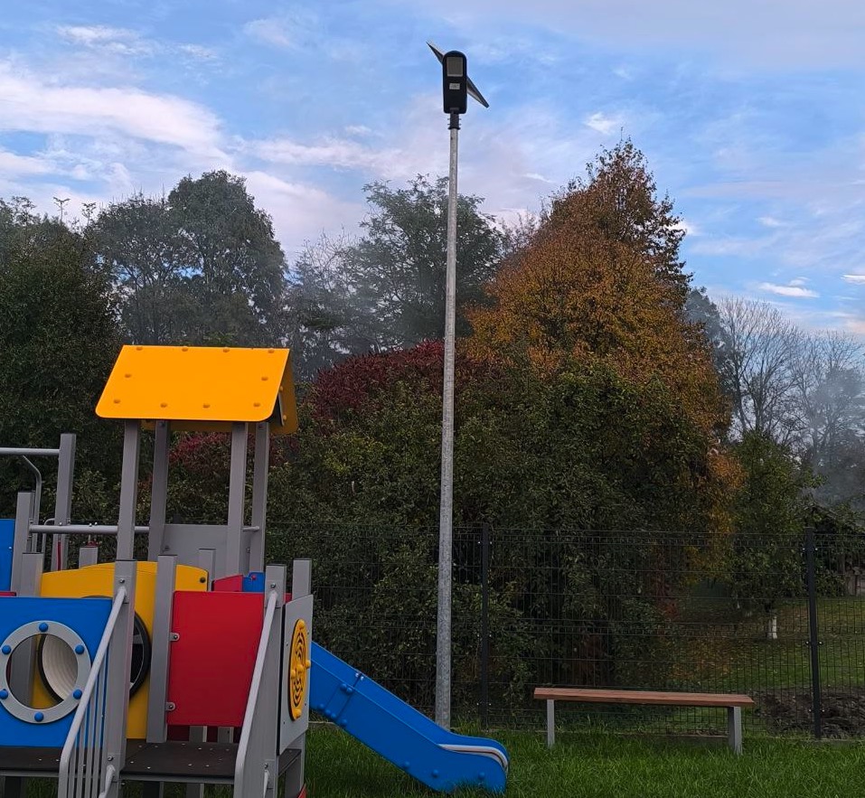 Plac zabaw w miejscowości Kuchary